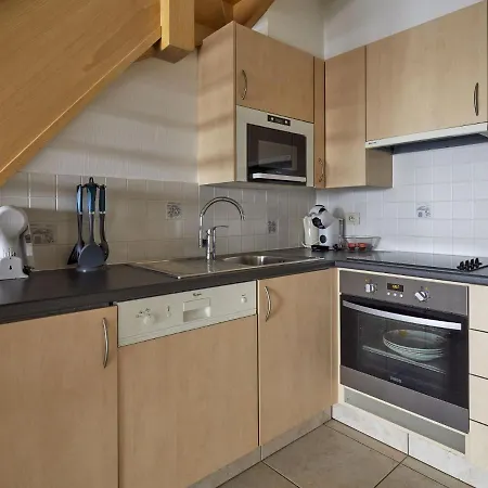 Apartamento Cozy In The Heart Of With A Balcony *