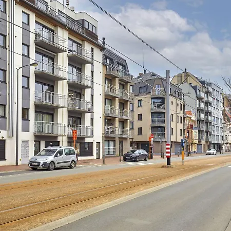 Cozy In The Heart Of With A Balcony Blankenberge